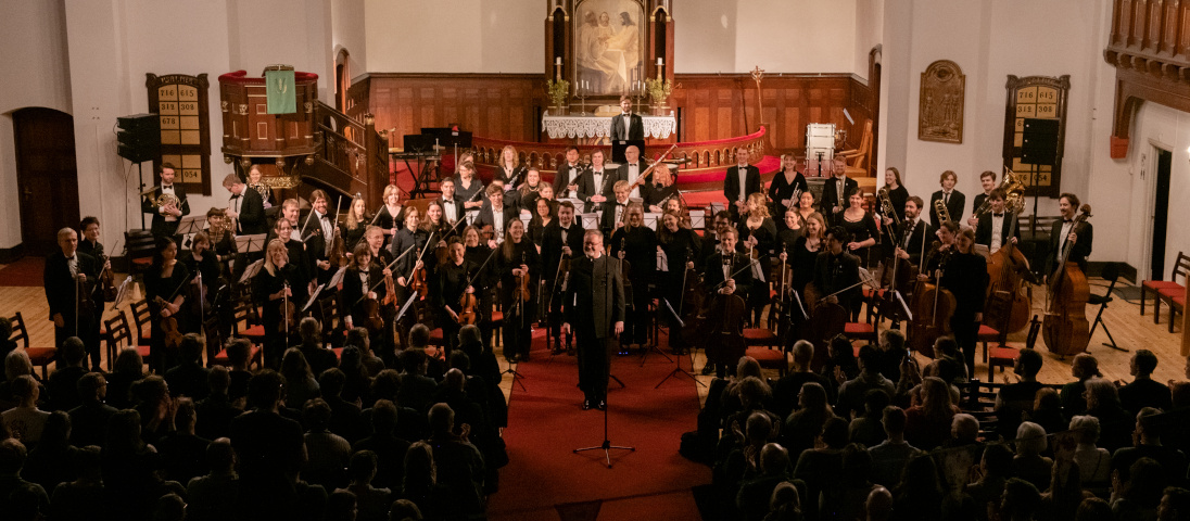 Bilde av orkesteret i Lademoen kirke